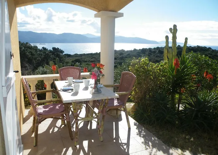 Villa Liamone Studio Fuer 3 Personen , 400 M Vom Strand, Pool, Klimaanlage