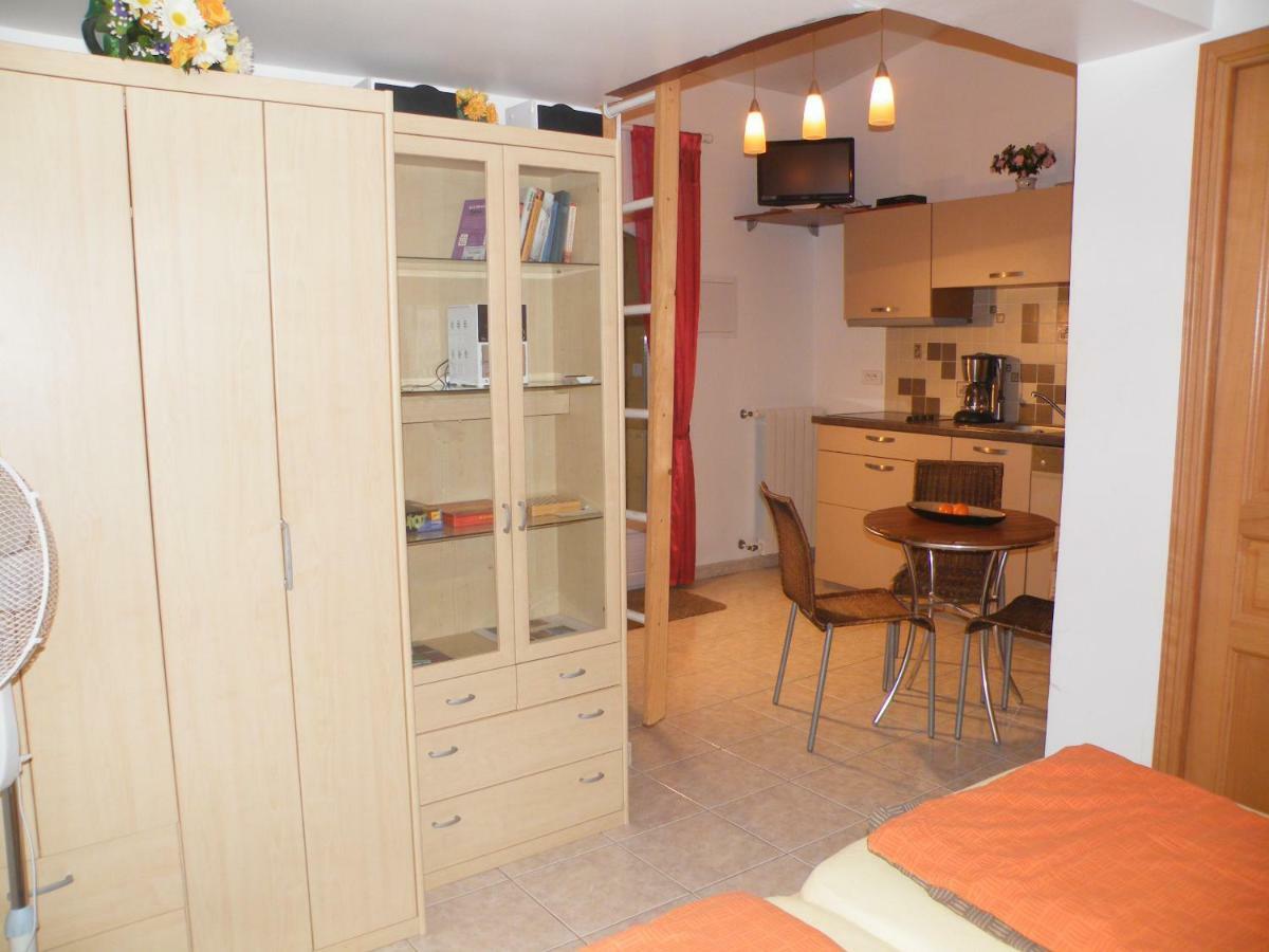 Apartment Liamone Fuer 3 Personen , 400 M Vom Strand, Pool, Klimaanlage Sagone (Corsica)